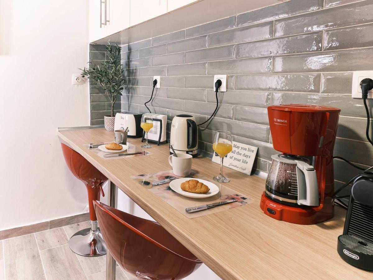 "Under The Olive Tree"- Beautiful Apartment In The Heart Of Athens Luaran gambar