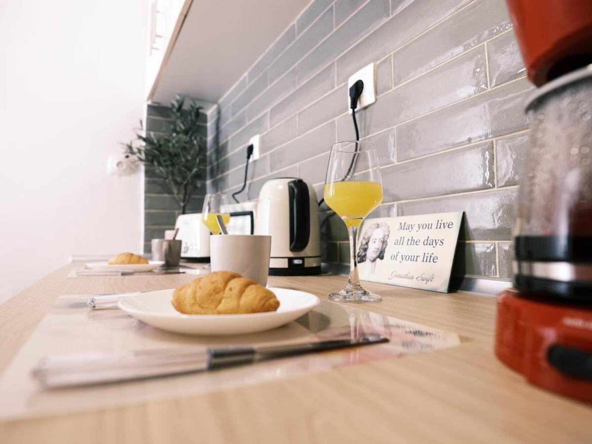 "Under The Olive Tree"- Beautiful Apartment In The Heart Of Athens Luaran gambar